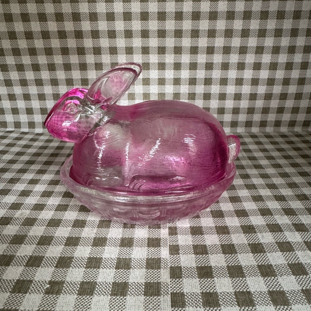 Vintage Pink Glass Bunny in Covered Dish. Candy dish, Rabbit 4.5” long